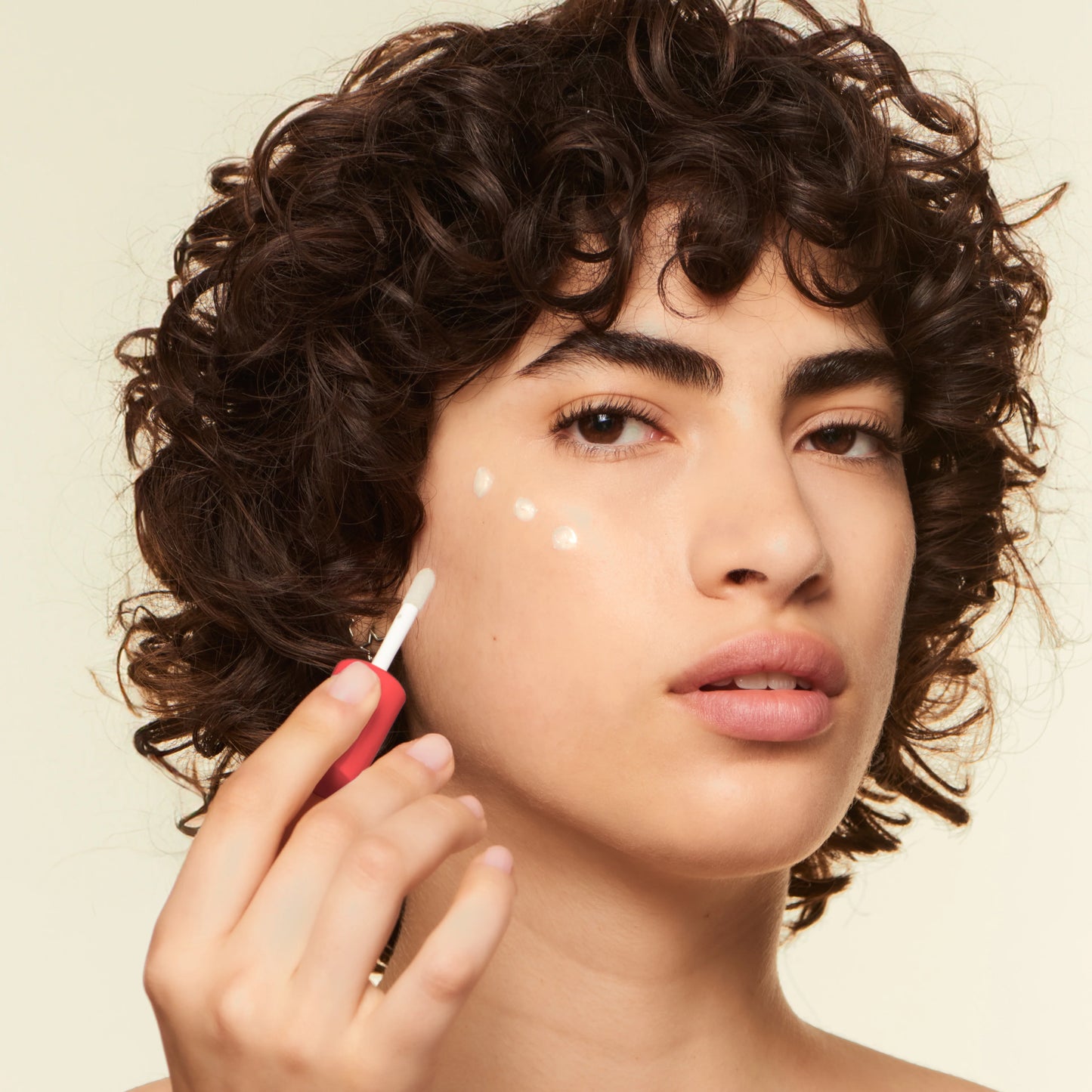 ALLEVEN Instant Glow Hydrating Iluminizer Pearl 5 ml