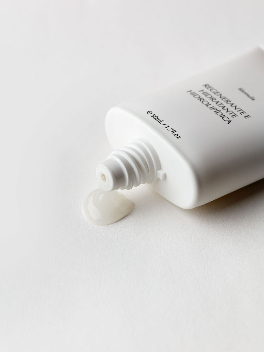 Arturo Alba Fórmula Hidratante Regenerante Hidrolipídica Con Polinucleótidos Bio-Restauradores 50 Ml