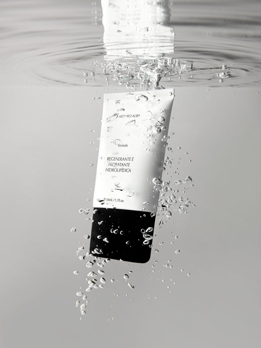 Arturo Alba Fórmula Hidratante Regenerante Hidrolipídica Con Polinucleótidos Bio-Restauradores 50 Ml