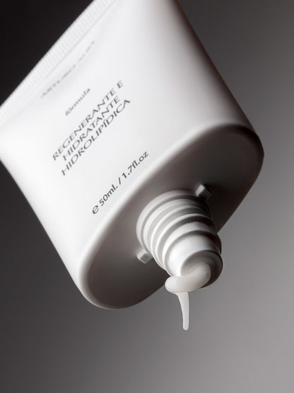 Arturo Alba Fórmula Hidratante Regenerante Hidrolipídica Con Polinucleótidos Bio-Restauradores 50 Ml